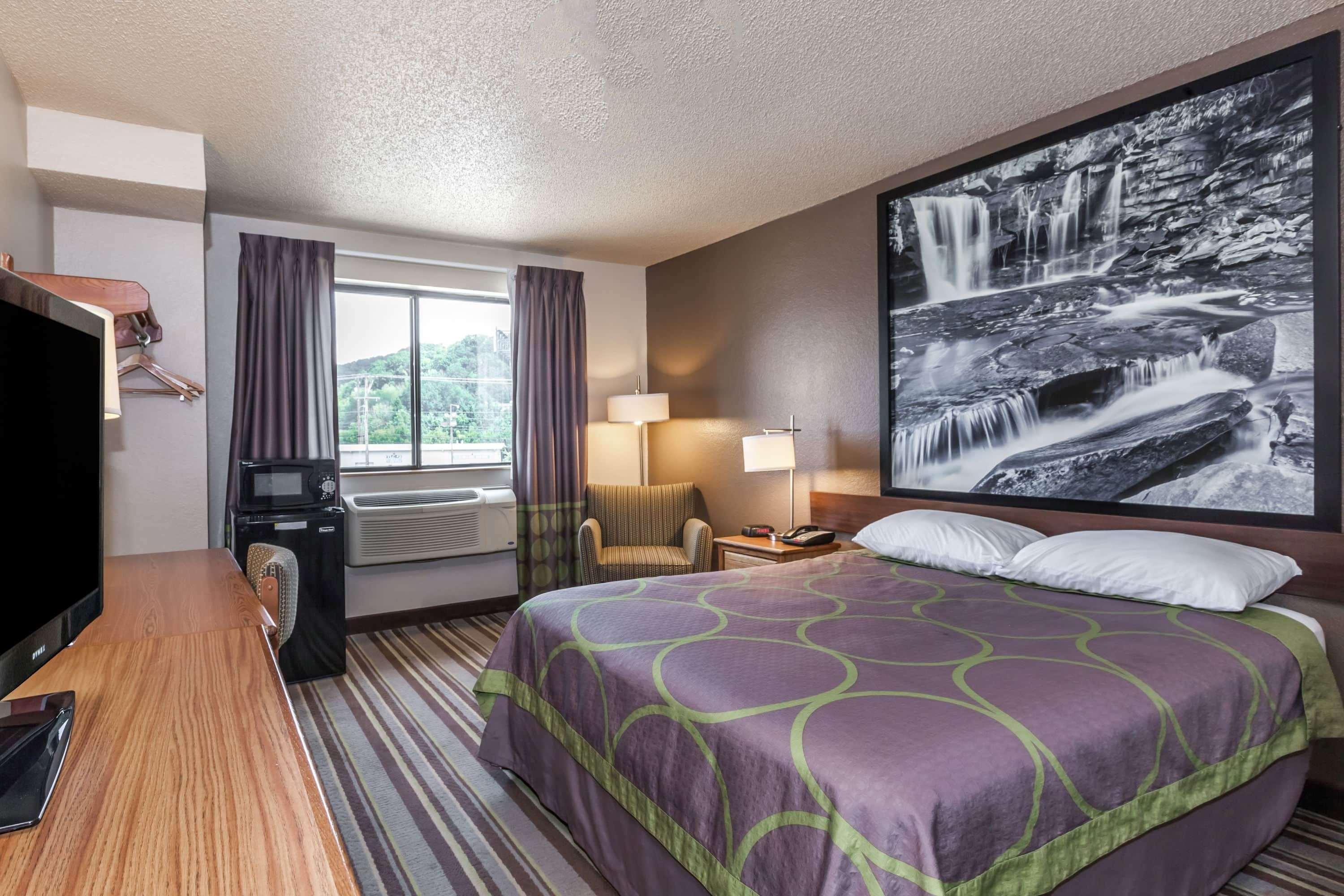 Super 8 By Wyndham Dunbar/Charleston Area Hotell Exteriör bild
